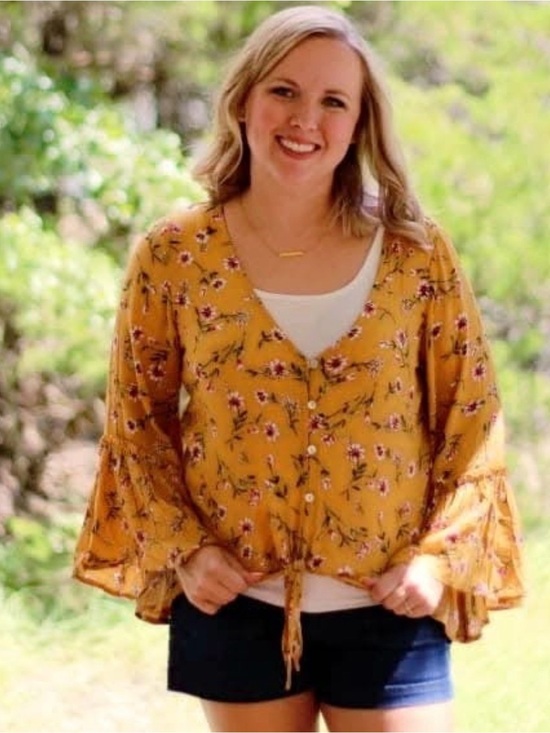 Kye Mi Tops - Woman’s Bohemian Floral Tie-Front Blouse, Size L, EUC